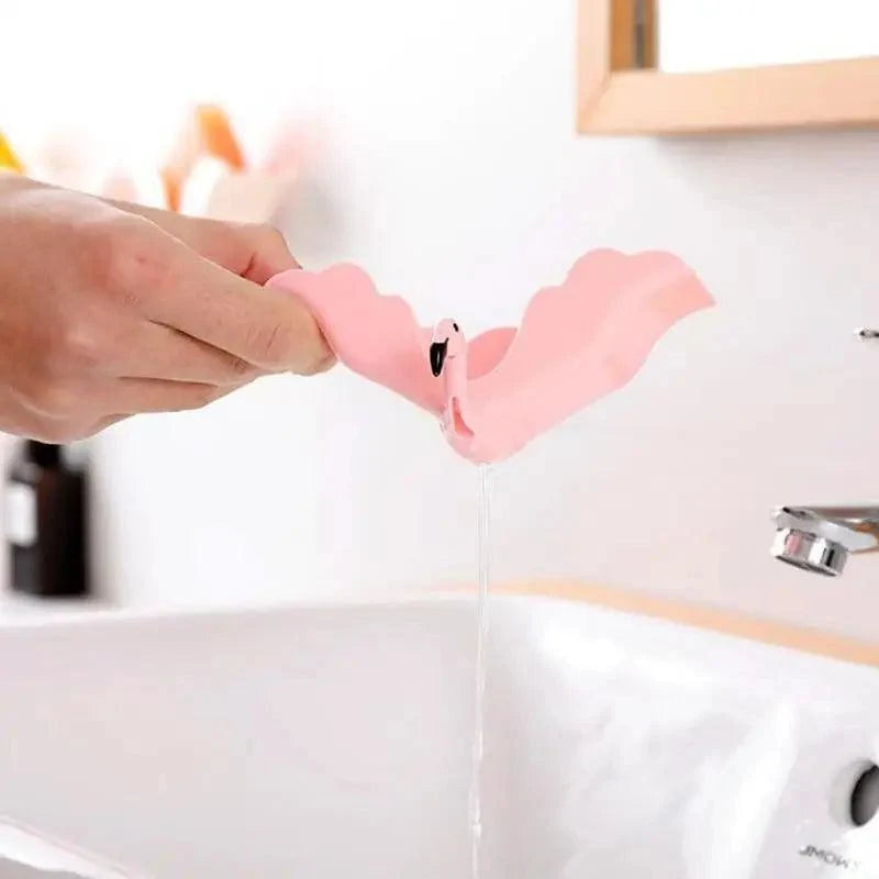 Flamingo Soap Dish Keep Soap Dry Clean Shower Soap Saver Tray Plastic Adhesive Drain Sponge Holder Bathroom Tool Soap Dish with Drains Soap Holder with Hooks Easy Dry SoapTray Easy Cleaning Soap Saver Extend Soap Life Powerful Adhesive No Drilling